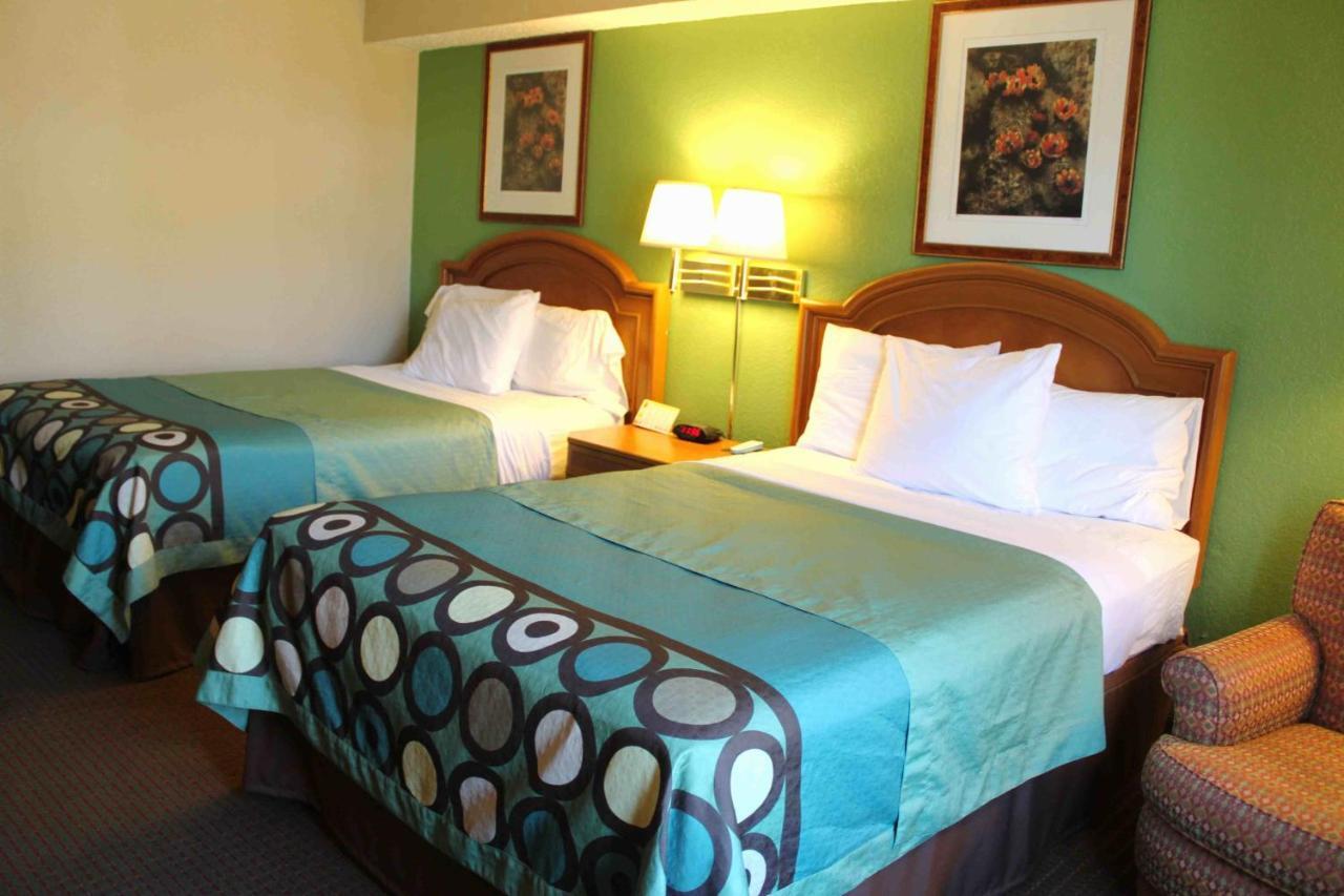 Hotel Super 8 By Wyndham Lafayette La Habitación foto